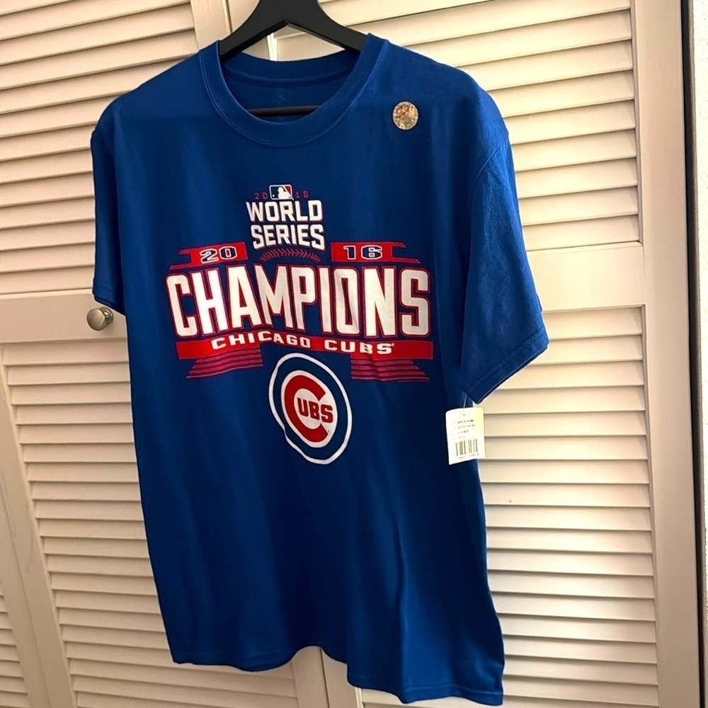 Chicago Cubs Blue World Series 2016 Champs T-Shirt NWT Champion